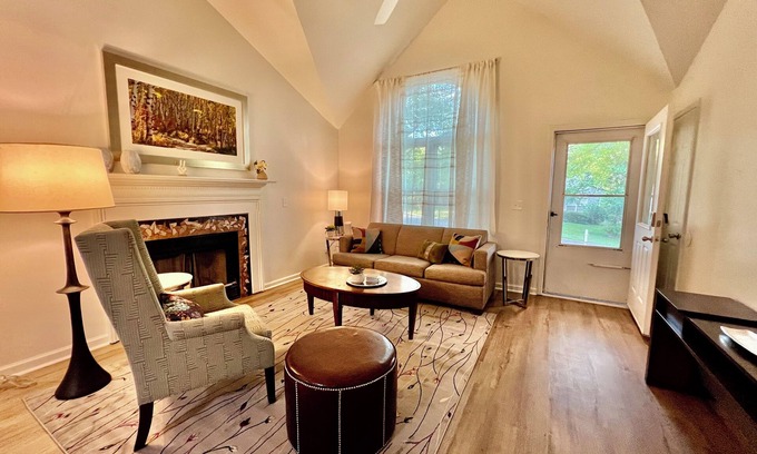 Warner Robins House | Newly remodeled pet-friendly home min from Robins AF Base and Houston Medical