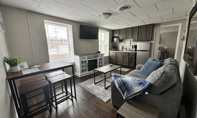 Coshocton Apartment | Newly renovated 2 bdrm apartment in downtown (24)