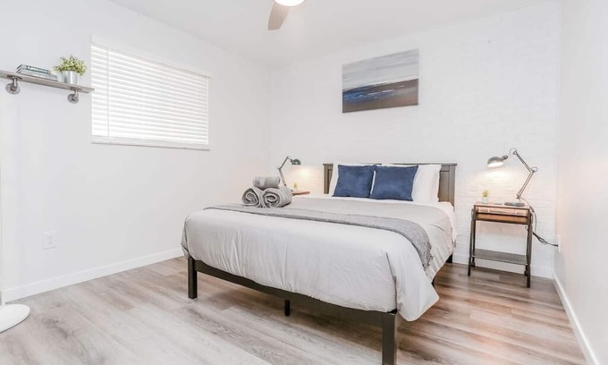 Columbus Apartment | Newly Renovated (9B) OSU/Central ❤NearEVERYTHING