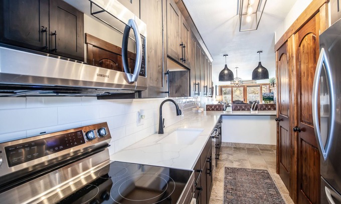 Historic District Condo | Newly Renovated Condo - One Block to Main Street, Ski-In, & Hot Tubs!