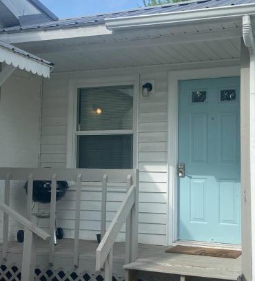 Decherd Apartment | Newly Renovated Cozy Place Minutes From The Lake
