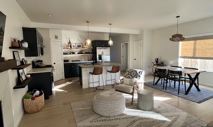 Redmond House | Newly Renovated: Experience Redmond Charm near Deschutes + Sunsets