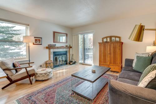 Frisco Apartment | Newly Renovated Frisco End Unit with Gorgeous Views!