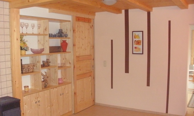 Nurn House | Newly renovated holiday home (6 people) in a quiet, rural setting.