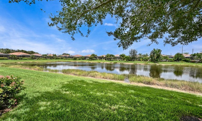 Naples House | Newly renovated home in desirable Naples!