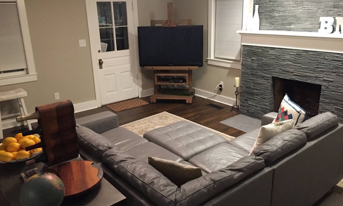 Old West Side House | Newly Renovated Home Minutes From Downtown Ann Arbor, 15 Minutes From Big House!