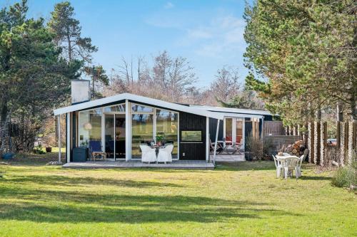 Elsegarde Strand House | Newly Renovated House In The First Row By Elsegårde Beach