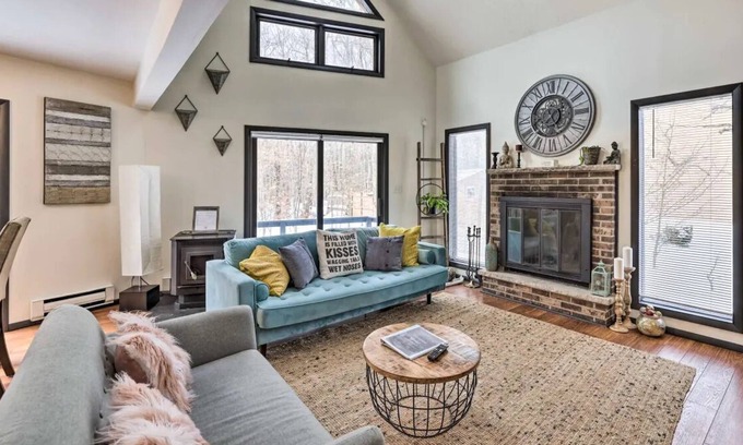 Tobyhanna Ski Chalet | Newly Renovated Poconos Chalet at the Center of all Outdoor Attractions!