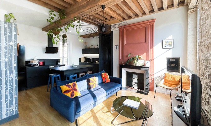 Faubourg-Raines Apartment | Newly renovated, quiet apartment. Free parking at the gateway to the city center