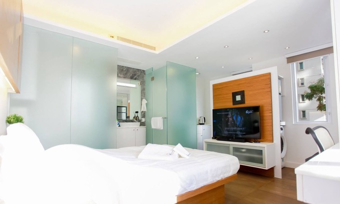North Point Apartment | Newly renovated Studio (404) Fortress Hill MTR
