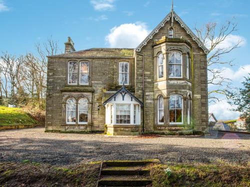 Cupar House | Newton Manor House