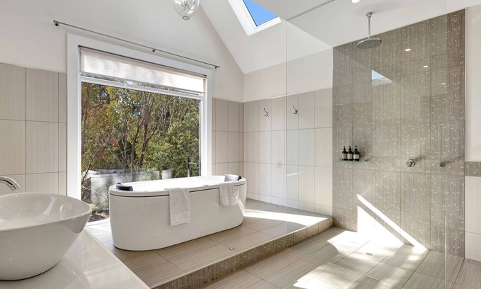 Bright House | Next to Bliss - Luxury Guesthouse