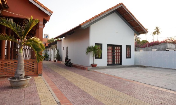 East Ham Tien Beach House | Ngoc Sang Guesthouse