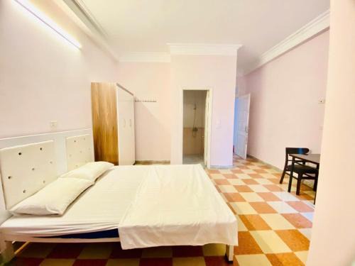 Tay Ho Bed & Breakfast | Nhà nghỉ Vườn Đào