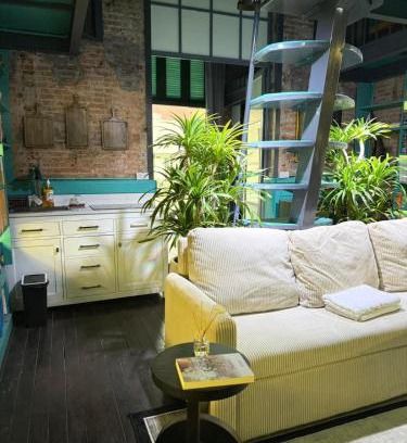 Trang Tien Apartment | Nhà sách Mão's homestay I
