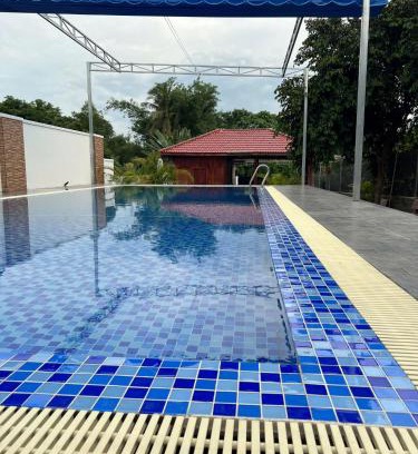 Dinh Quan Hotel | Nha Trang Homestay Đồng Nai