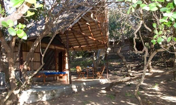 Inharrime Cabin | Nhanombe Lodge