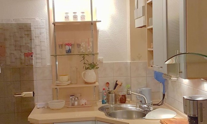 Sudostviertel Apartment | Nice 2,5 room apartment with a small balcony near the main station