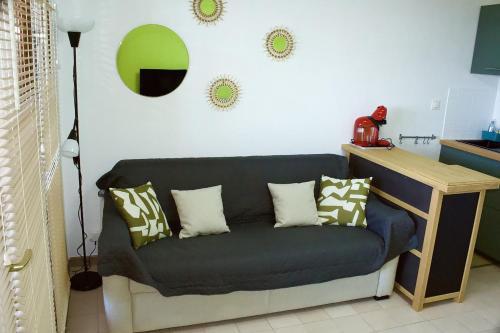 Le Rayol Apartment | Nice 27m with terrace and sea view