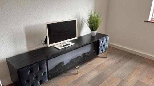 Oberzwehren Bed & Breakfast | nice and coasy 80 qm Flat