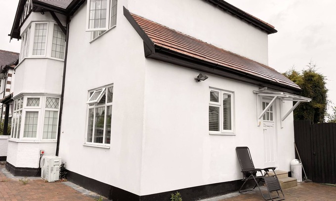 Carshalton Central Apartment | Nice and Cosy one bed flatn