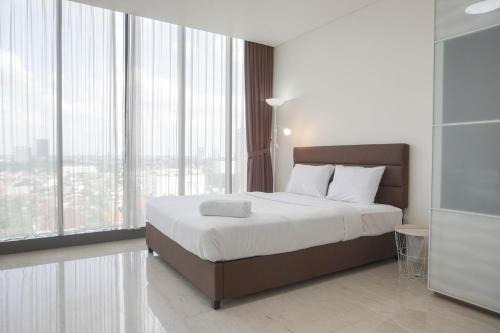 Pancoran Apartment | Nice and Elegant 1BR at L'avenue Pancoran Apartment By Travelio