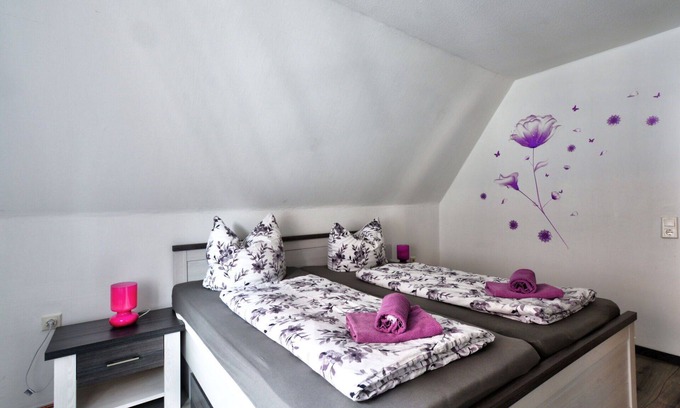 Schwalenberg Apartment | Nice apartment for 2 guests with WIFI, TV and pets allowed