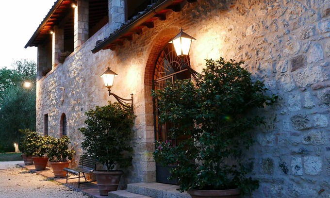 Colle di Val d'Elsa Villa | Nice apartment in villa with WIFI, pool, TV, patio and panoramic view, close to San Gimignano