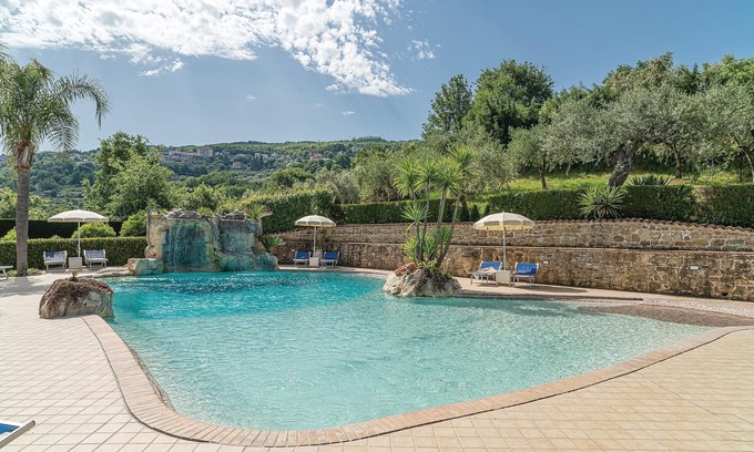 Laureana Cilento Apartment | Nice apartment in Laureana Cilento (SA)