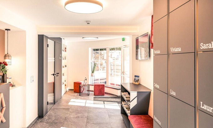 Runhof Apartment | Nice apartment for 8 guests with WIFI, A/C, TV, terrace and pets allowed