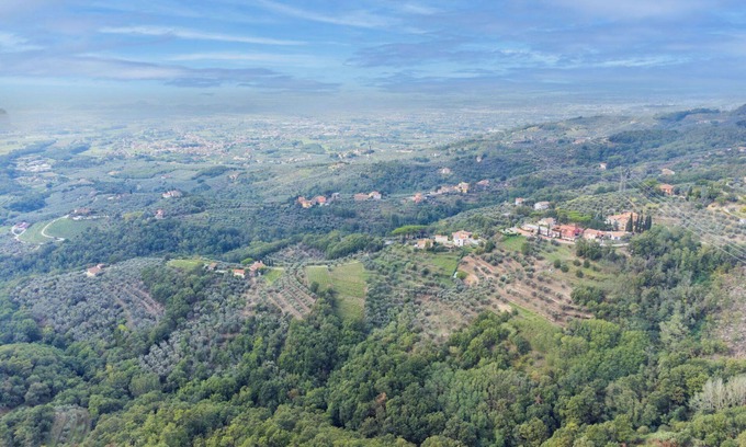 San Baronto Apartment | Nice apartment for 3 people with WIFI, pool, TV, balcony, pets allowed, panoramic view and parking