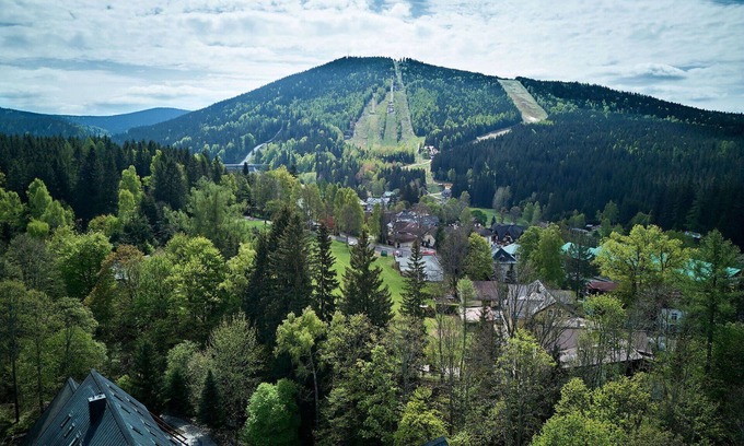 Harrachov Apartment | Nice apartment for 4 people with WIFI, TV and terrace