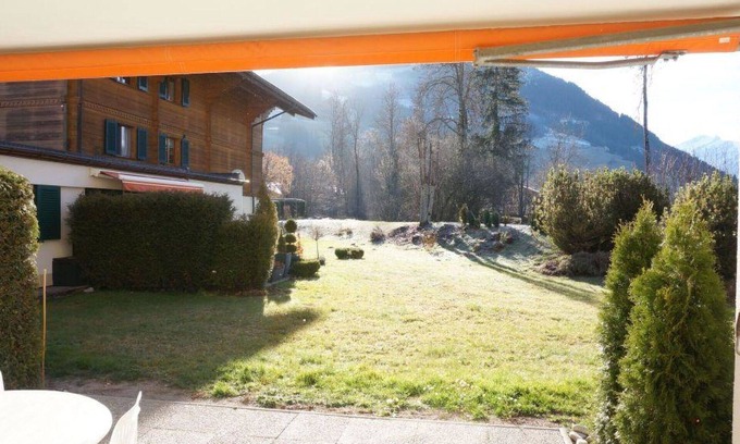 Gstaad Apartment | Nice apartment for 4 guests with WIFI, TV, balcony and pets allowed