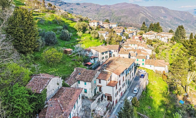 Gello Apartment | Nice apartment for 4 people with WIFI, TV, terrace and pets allowed