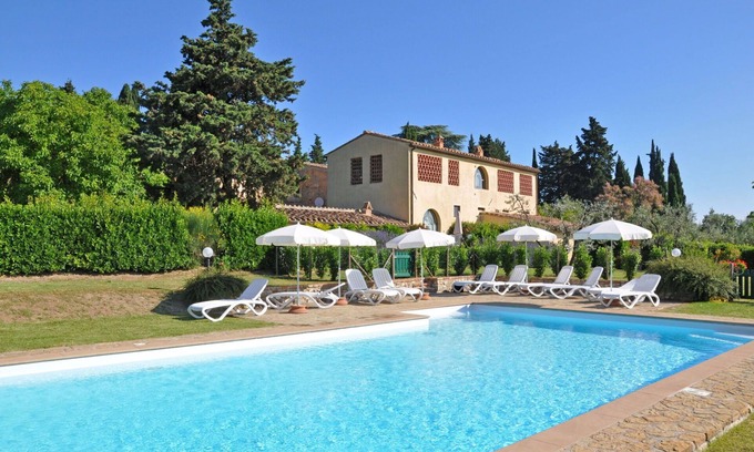 Tavarnelle Val di Pesa Apartment | Nice apartment for 4 people with pool, WIFI, A/C and panoramic view, close to Greve In Chianti