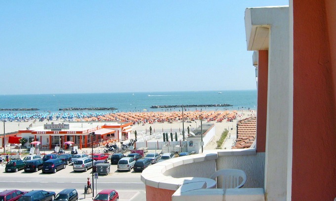 Porto Garibaldi Apartment | Nice apartment for 6 people with WIFI, A/C, TV, terrace and pets allowed