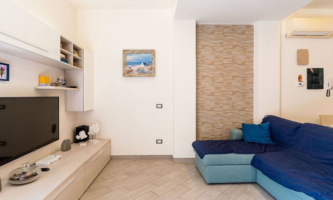 Ceriale Apartment | Nice apartment for 6 people with A/C, WIFI, terrace and parking