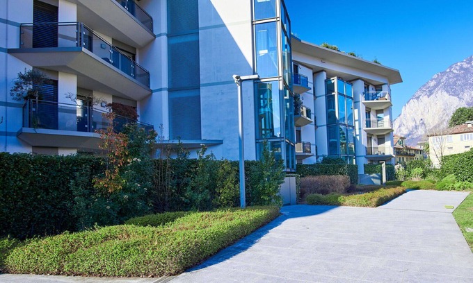 Lecco Apartment | Nice apartment for 6 people with WIFI, TV, patio and parking