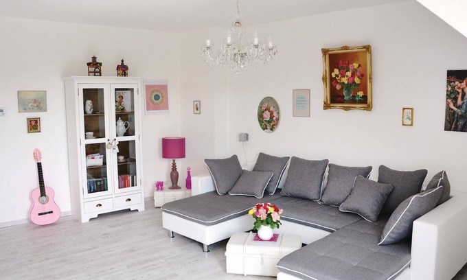 Eschwege Apartment | Nice apartment in Eschwege with WiFi