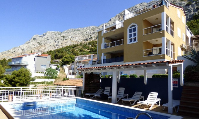 Mimice Apartment | Nice apartment in Mimice with WiFi