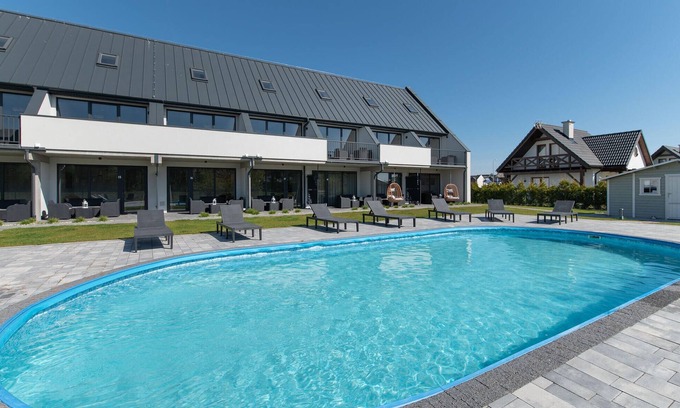 Nowecin Apartment | Nice apartment in Nowecin with sauna