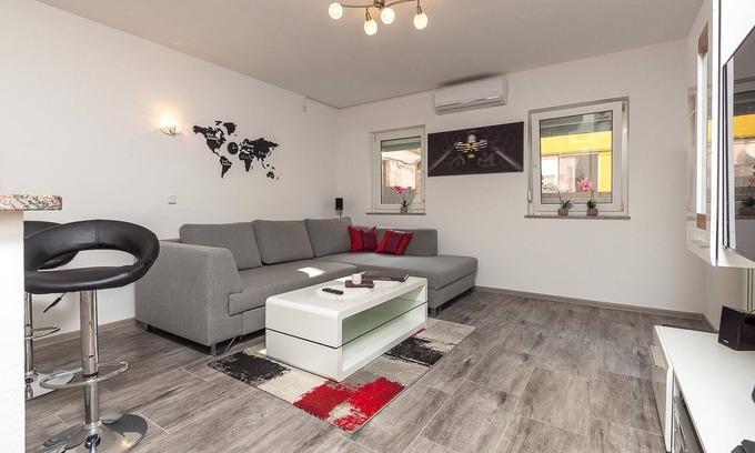 Gregovica Apartment | Nice apartment in Pula with WiFi