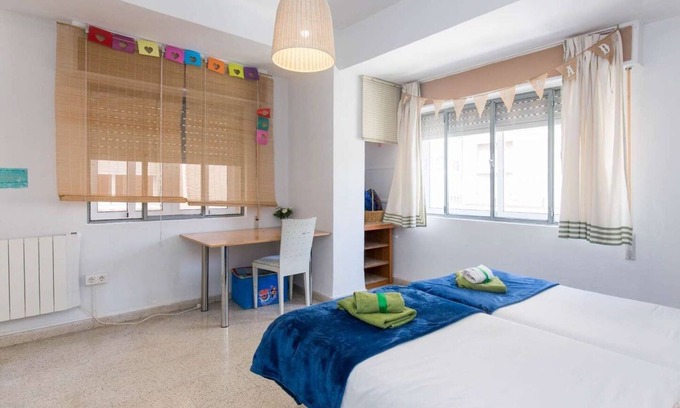 Centro - Sagrario Apartment | Nice apartment in the city center with parking.