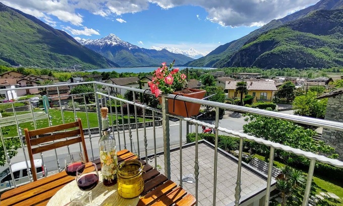 Novate Mezzola Apartment | Nice apartment for 5 people with WIFI, TV, terrace and parking