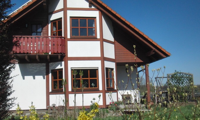 Pesterwitz Apartment | Nice apartment with balcony and view of Dresden