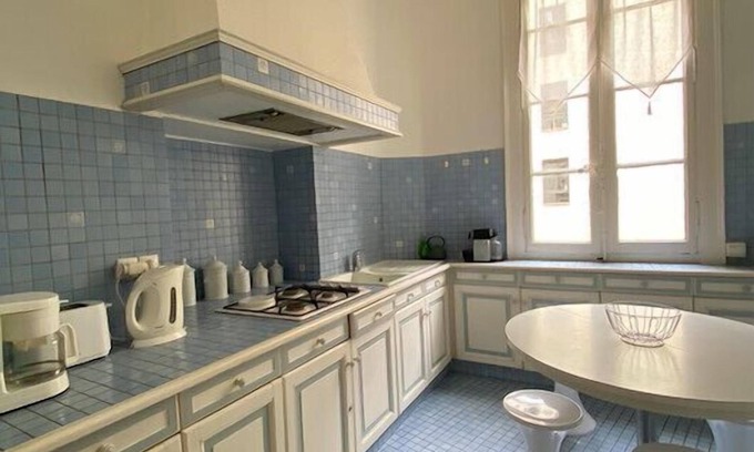 Viarme Apartment | Nice Apt With Balcony In The Heart Of Nantes!