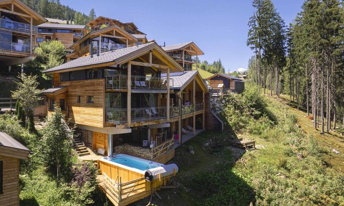 Pichl-Preunegg Ski Chalet | Nice chalet with finnish sauna