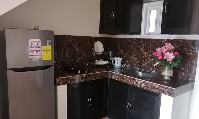 Batangas City House | Nice & Cozy Apt Near at Caltex/Diversion Road
