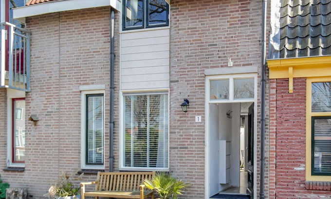 Alkmaar House | Nice home in Alkmaar with WiFi