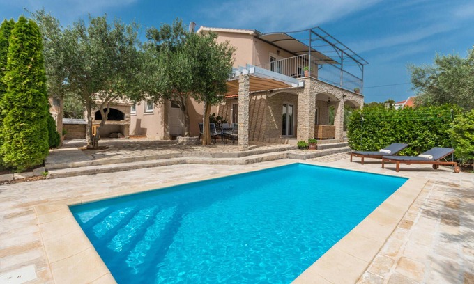 Dobropoljana House | Nice home in Dobropoljana